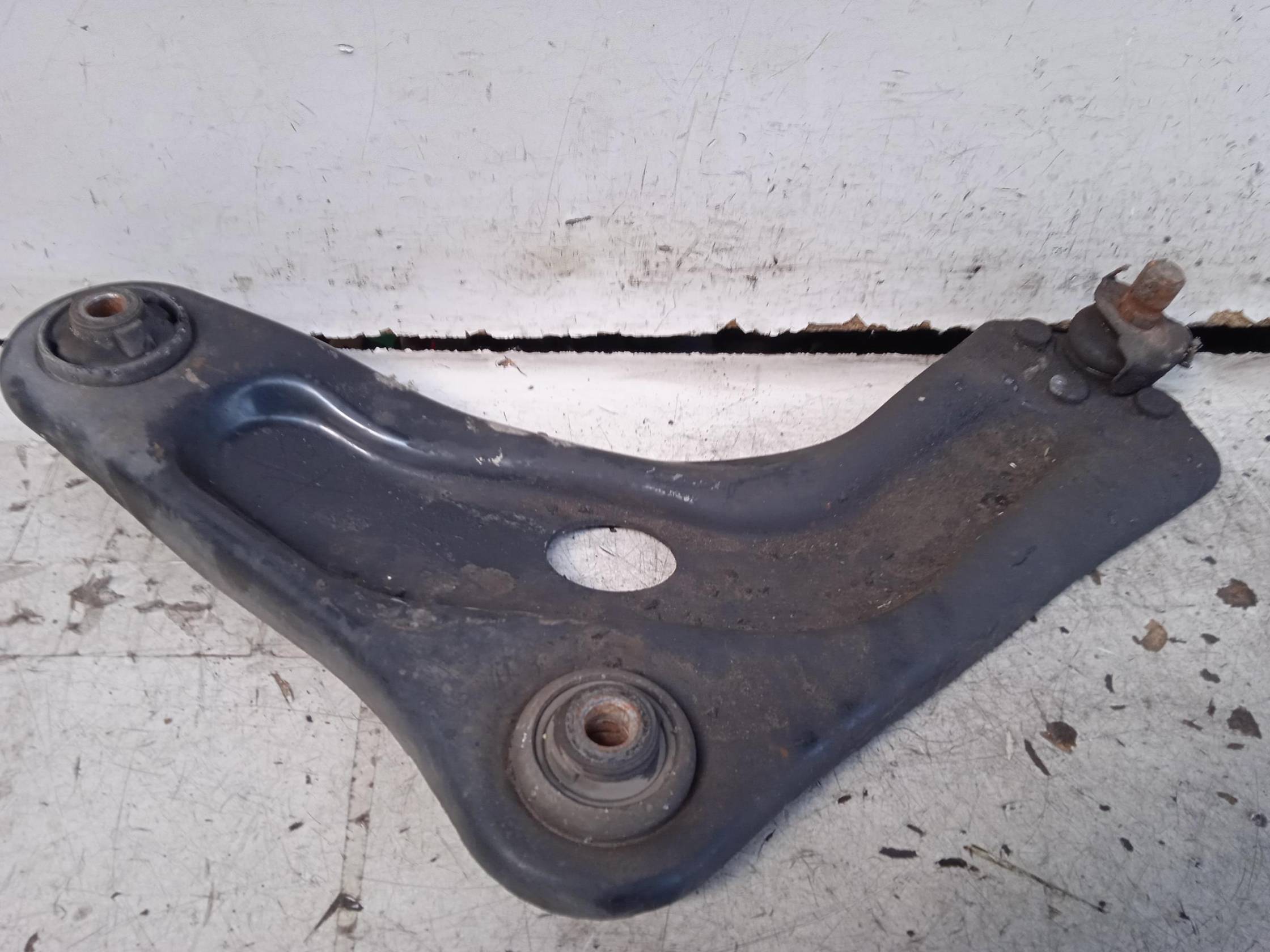 Braccio oscillante sosp. ant. sx.